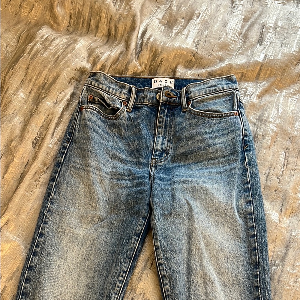 Daze Denim High-Rise Blue Wash Women’s Jeans